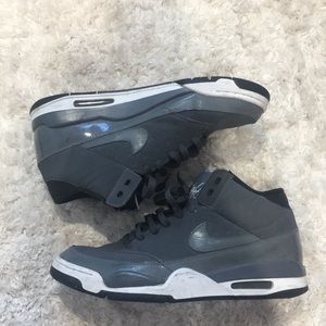 Nike flight